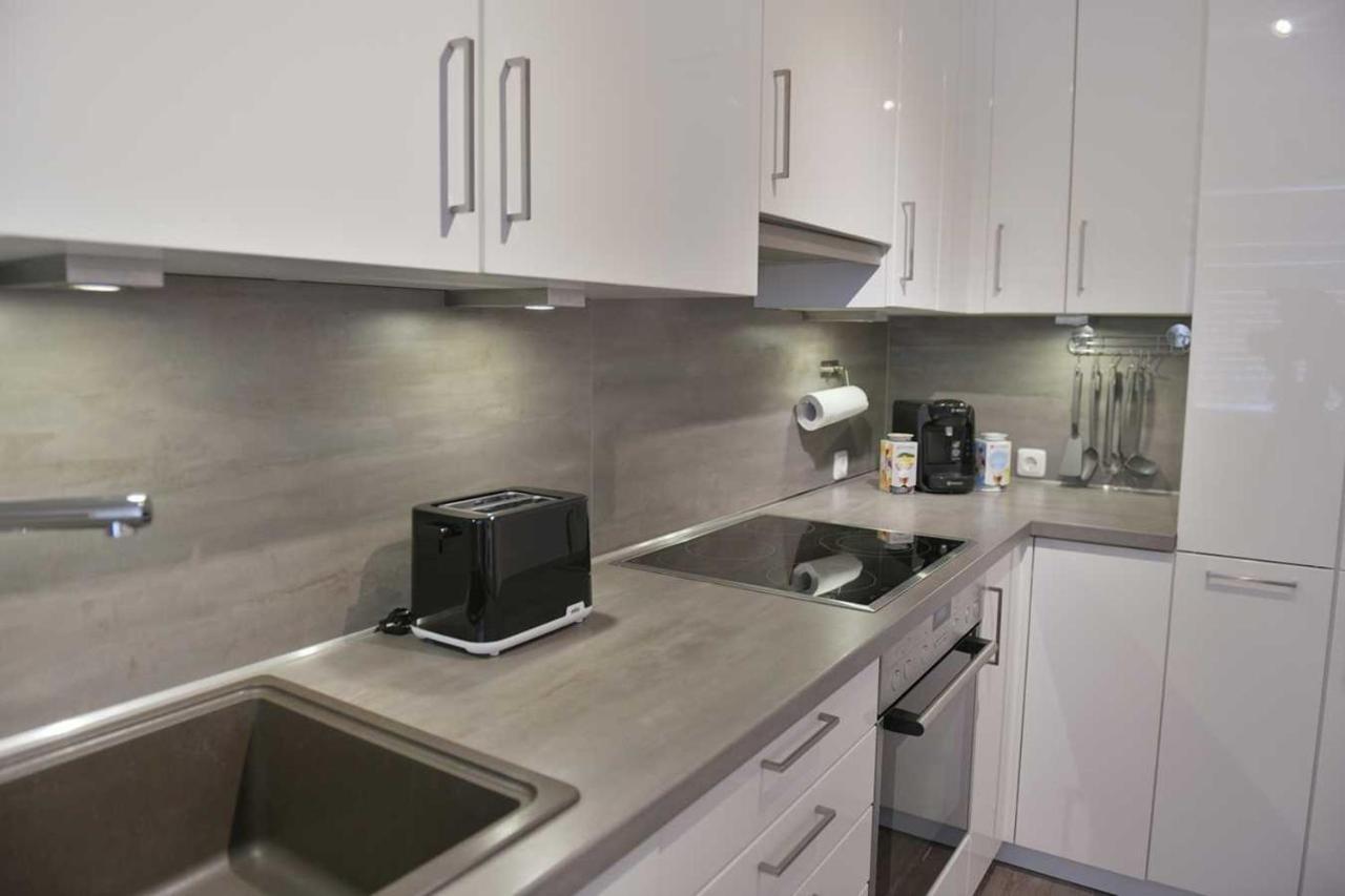 Helle, Ruhige, Moderne Wohnung, 5 Min Zu Fa Grob Mindelheim Bagian luar foto