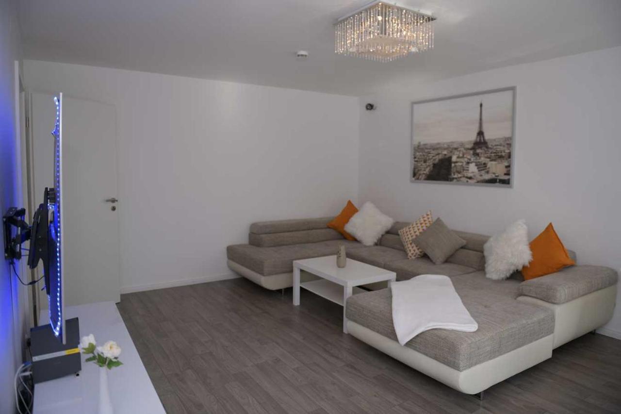 Helle, Ruhige, Moderne Wohnung, 5 Min Zu Fa Grob Mindelheim Bagian luar foto